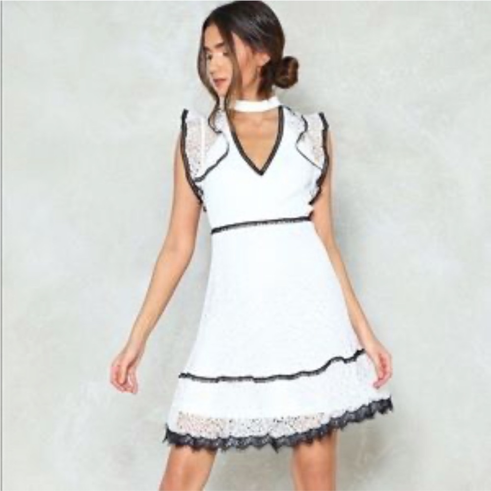 Alexis lily lace choker dress white black small - Picture 3 of 8